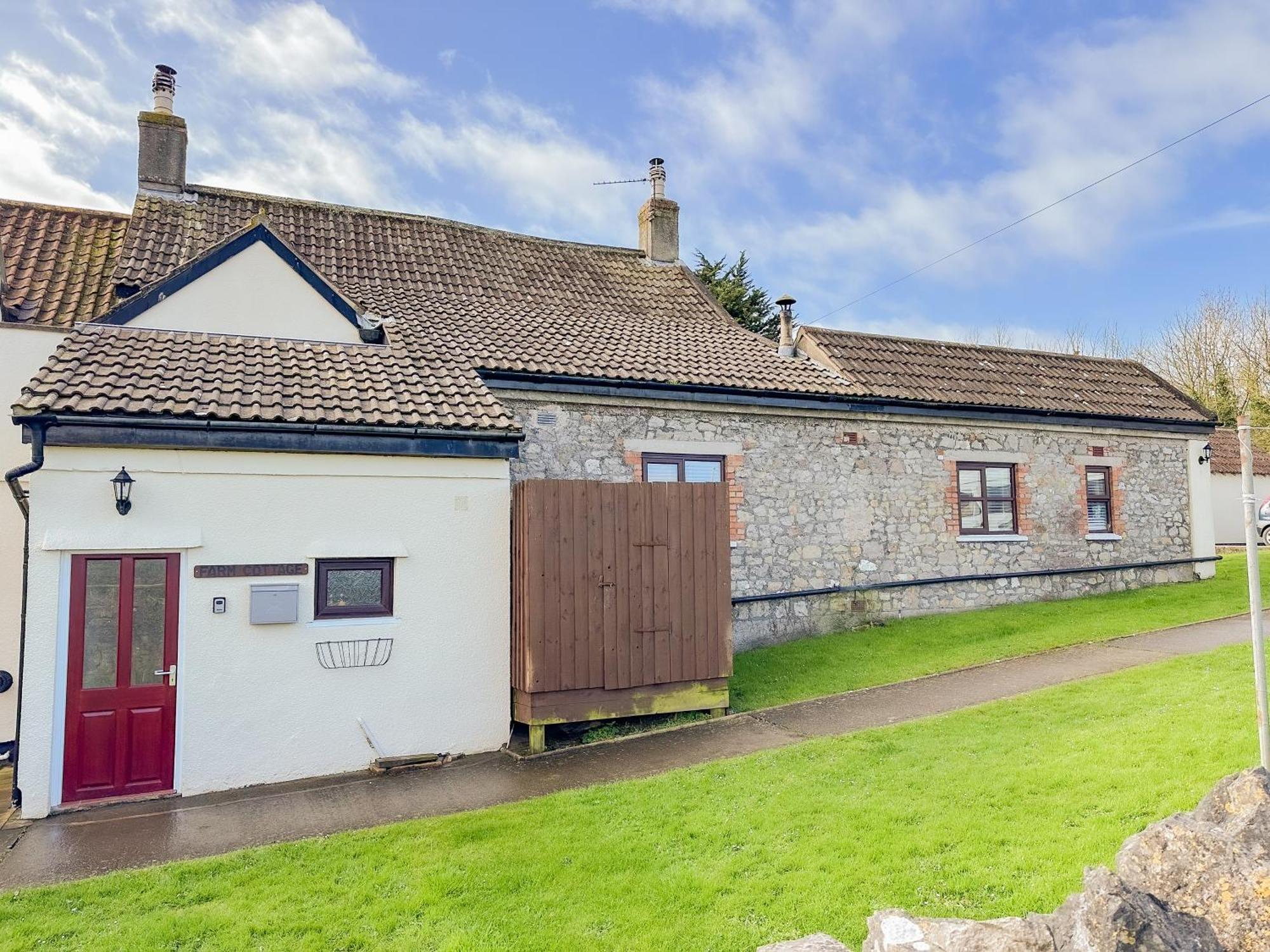 Cosy Coastal Retreat-dog Friendly *